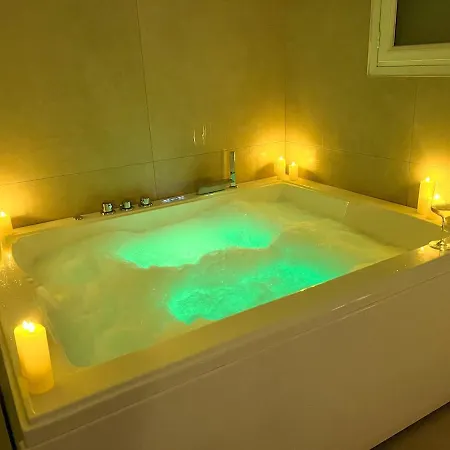 Romantique Avec Bain - Sans Bulles Apartamento