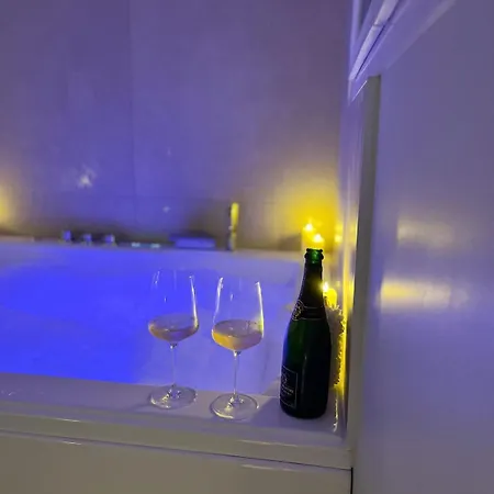 Romantique Avec Jacuzzi Apartment