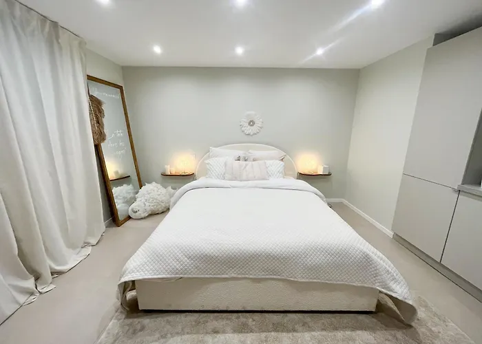 Romantique Avec Bain Daire Antibes